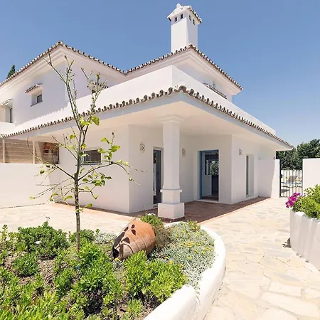 034 Luxury La Cala Villa, Private Pool And Sea Views