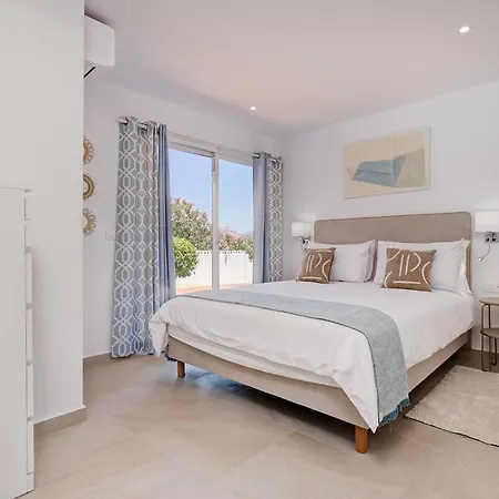 Villa 034 Luxury La Cala Villa, Private Pool And Sea Views *