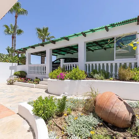 Villa 034 Luxury La Cala Villa, Private Pool And Sea Views *